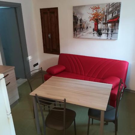Apartamento Bilocale Piano Terra Centro Storico Volta Mantovana Exterior foto